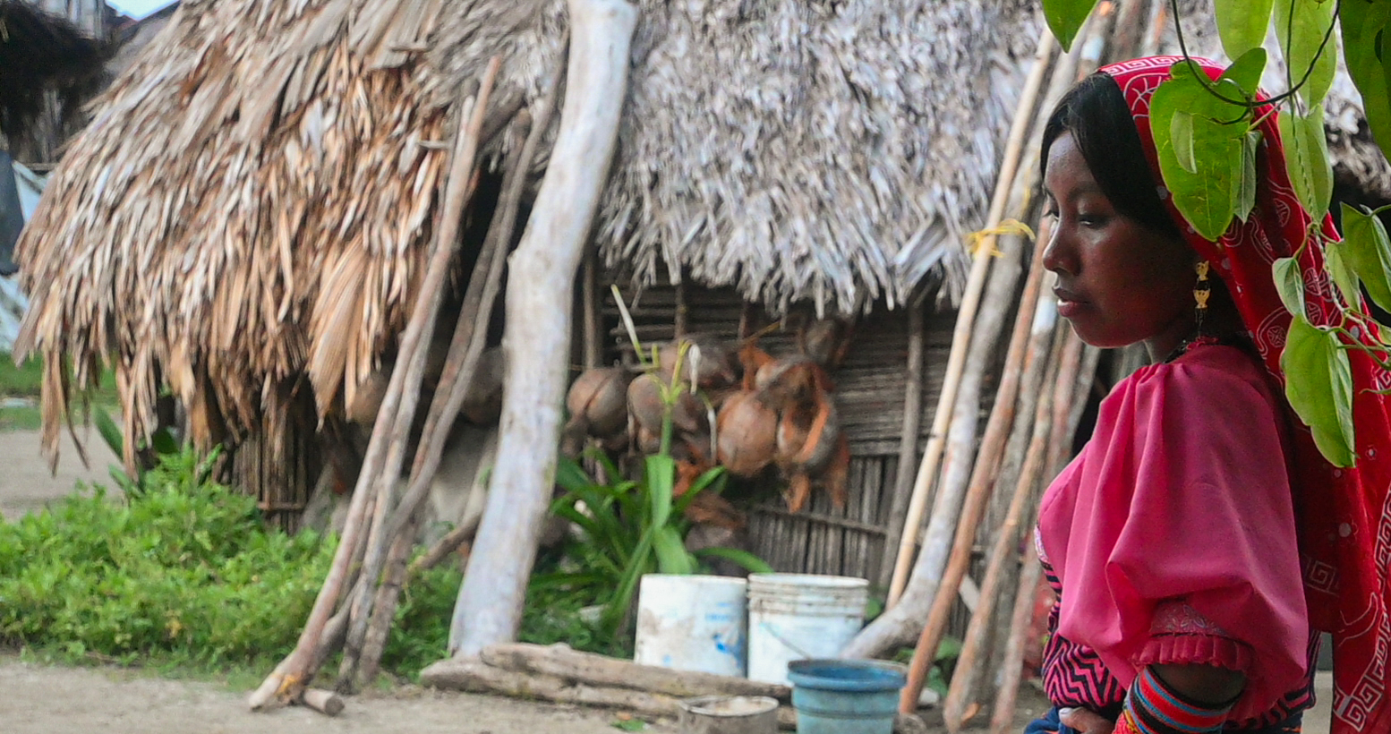 A woman from the Guna Indigenous tribe in Guna Yala, San Blas island, Panama. 2023. By Vanesa de la Cruz.